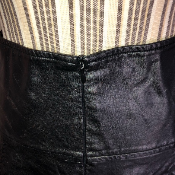 Faux Leather High Waist Skirt - Picture 4 of 6